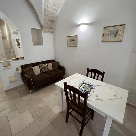 La Rosa D Ernesto Wifi Free 3 Sleeping Places Apartman Ostuni Kültér fotó