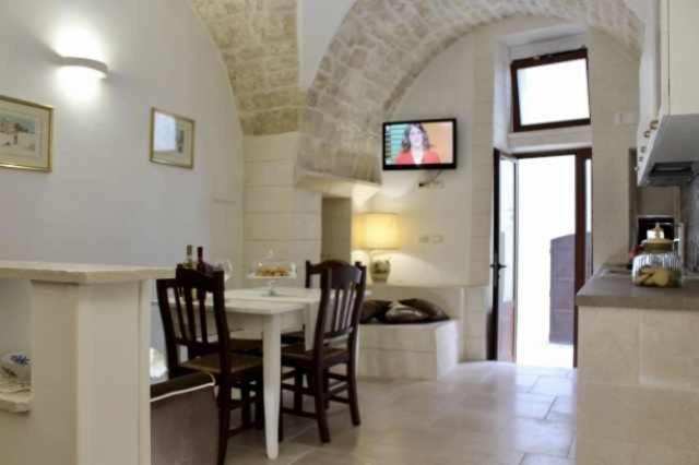 La Rosa D Ernesto Wifi Free 3 Sleeping Places Apartman Ostuni Kültér fotó