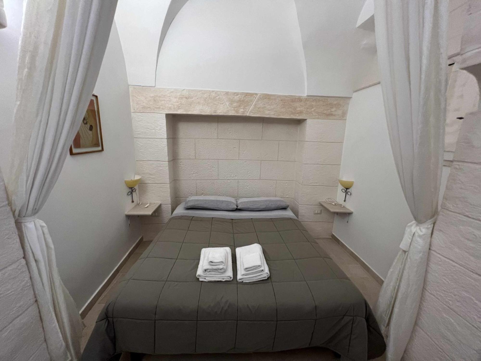 La Rosa D Ernesto Wifi Free 3 Sleeping Places Apartman Ostuni Kültér fotó