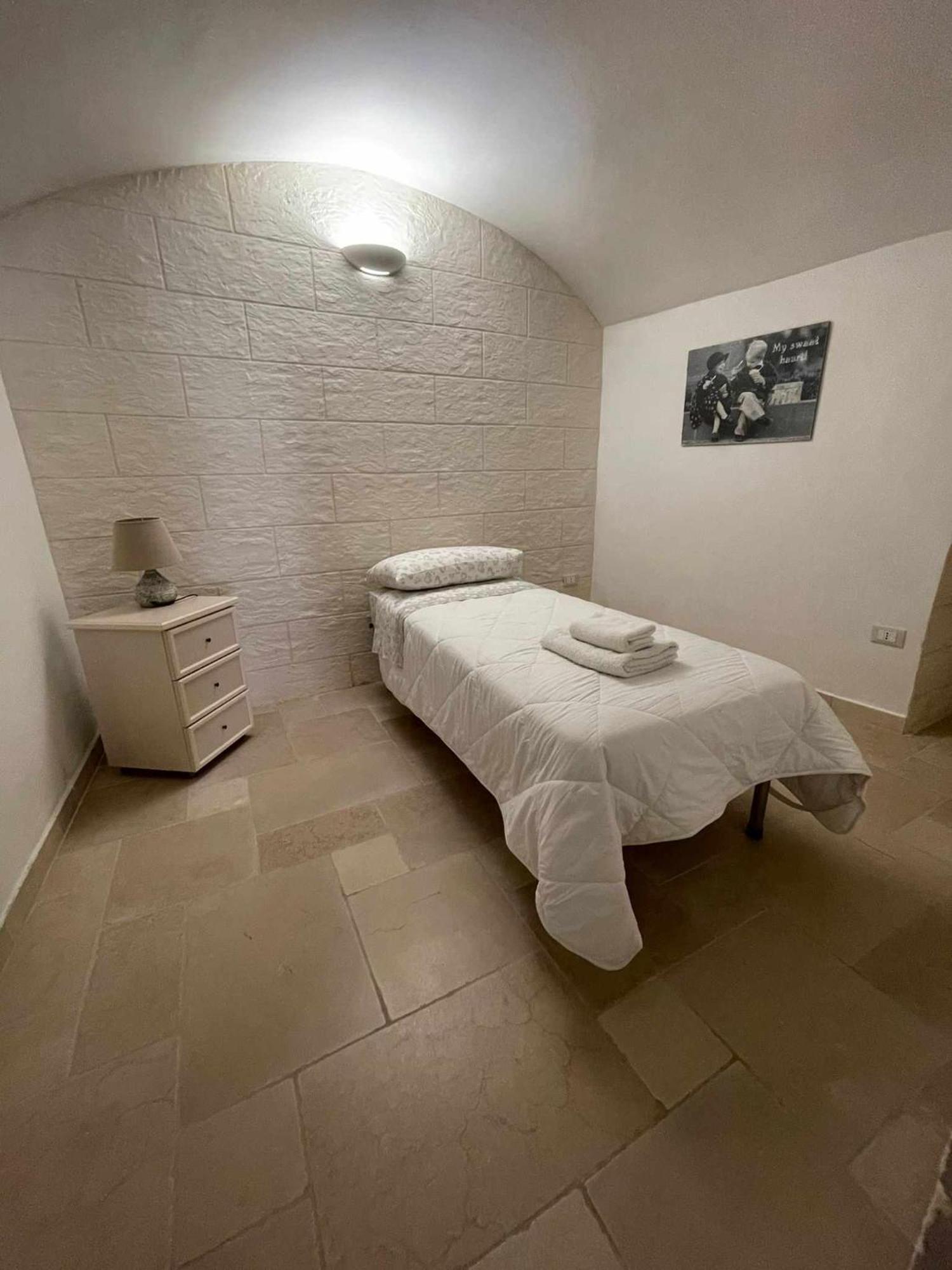 La Rosa D Ernesto Wifi Free 3 Sleeping Places Apartman Ostuni Kültér fotó